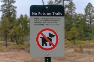 Sign showing no pets allowed on Bryce Canyon National Park trails including emotional support animals